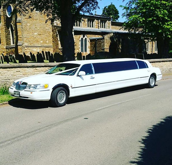 Stratford-upon-Avon Royal Ascot Limo hire