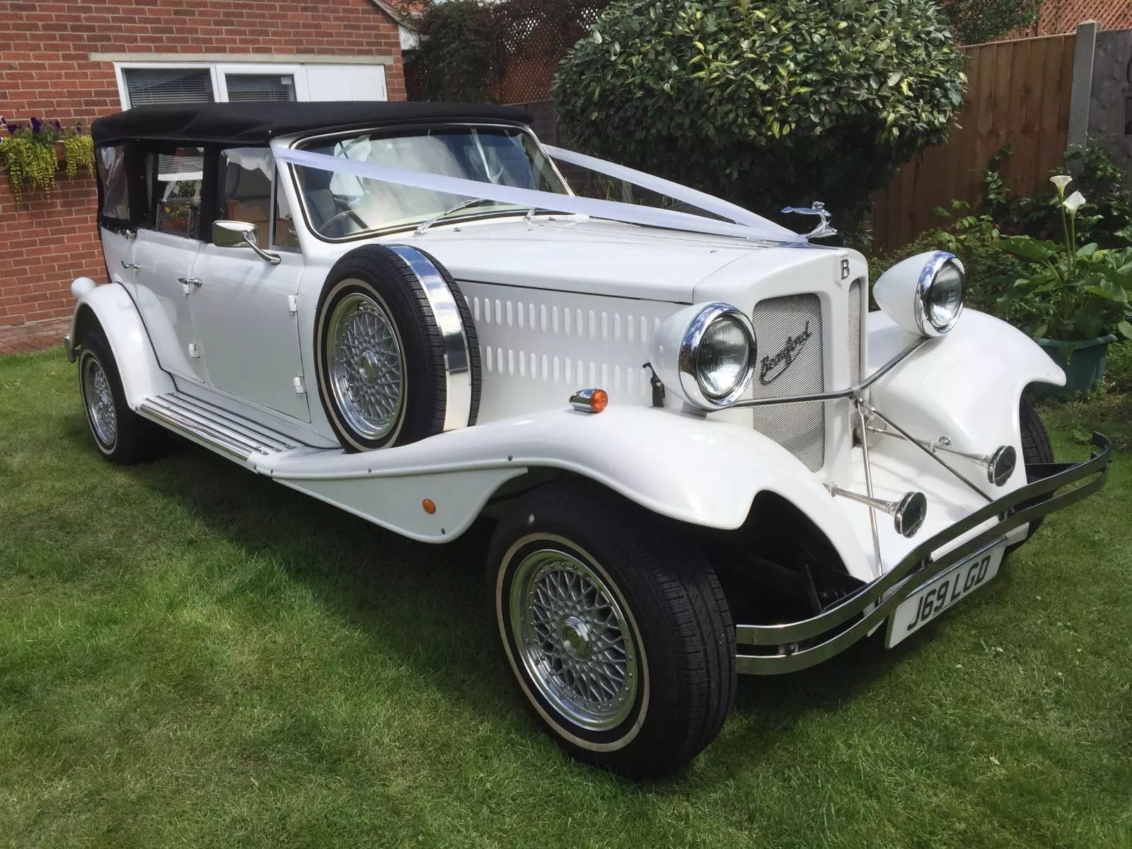 Beauford Wedding Car Stratford-upon-Avon hire