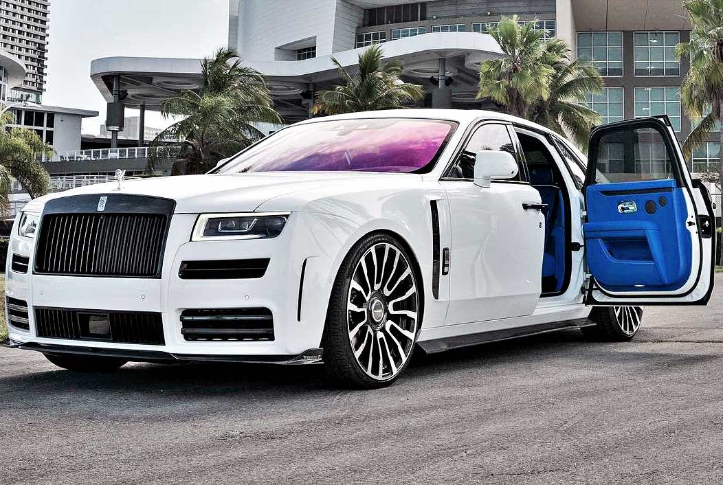 Stratford-upon-Avon Rolls-Royce Ghost limousine