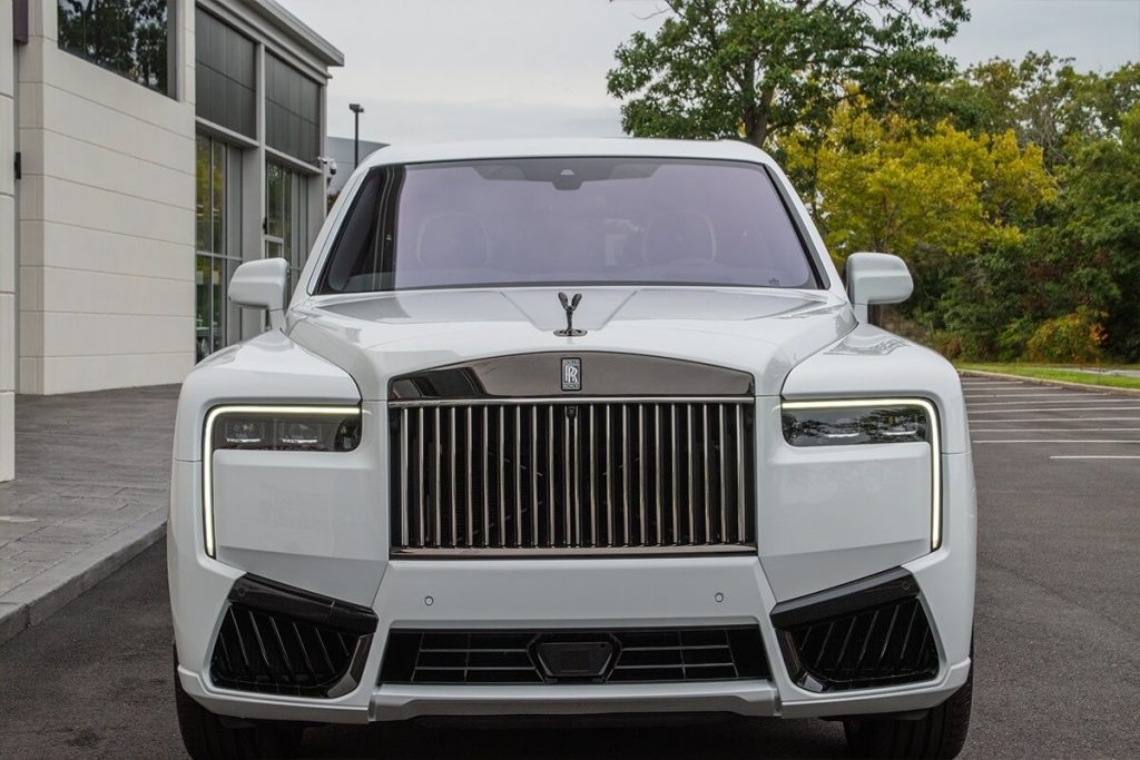Stratford-upon-Avon Rolls Royce Cullinan Wedding Car Hire